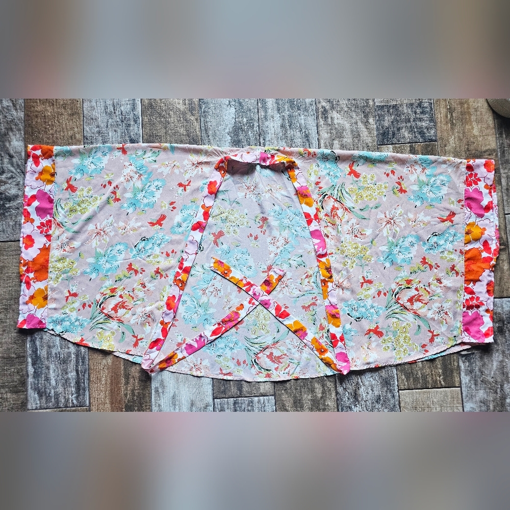 KORI M/L Floral Kimono Wrap, Boho Cottagecore, EUC, Lightweight Statement Piece - Picture 3 of 14